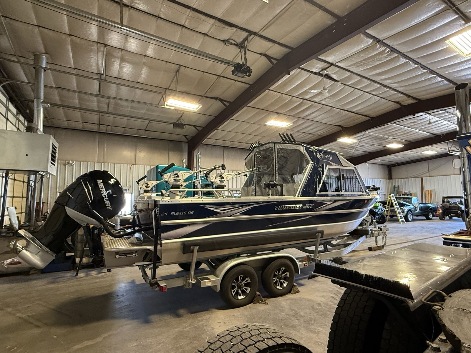2020 Thunder Jet 24 Alexis OS Cabin Boat