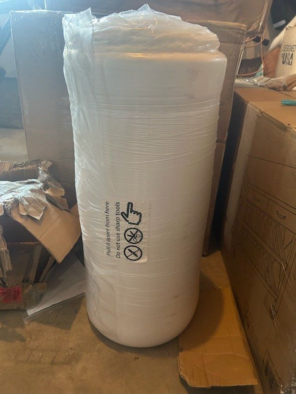 NEW IN BOX: 5” Full size Memory Foam Mattress/Topp