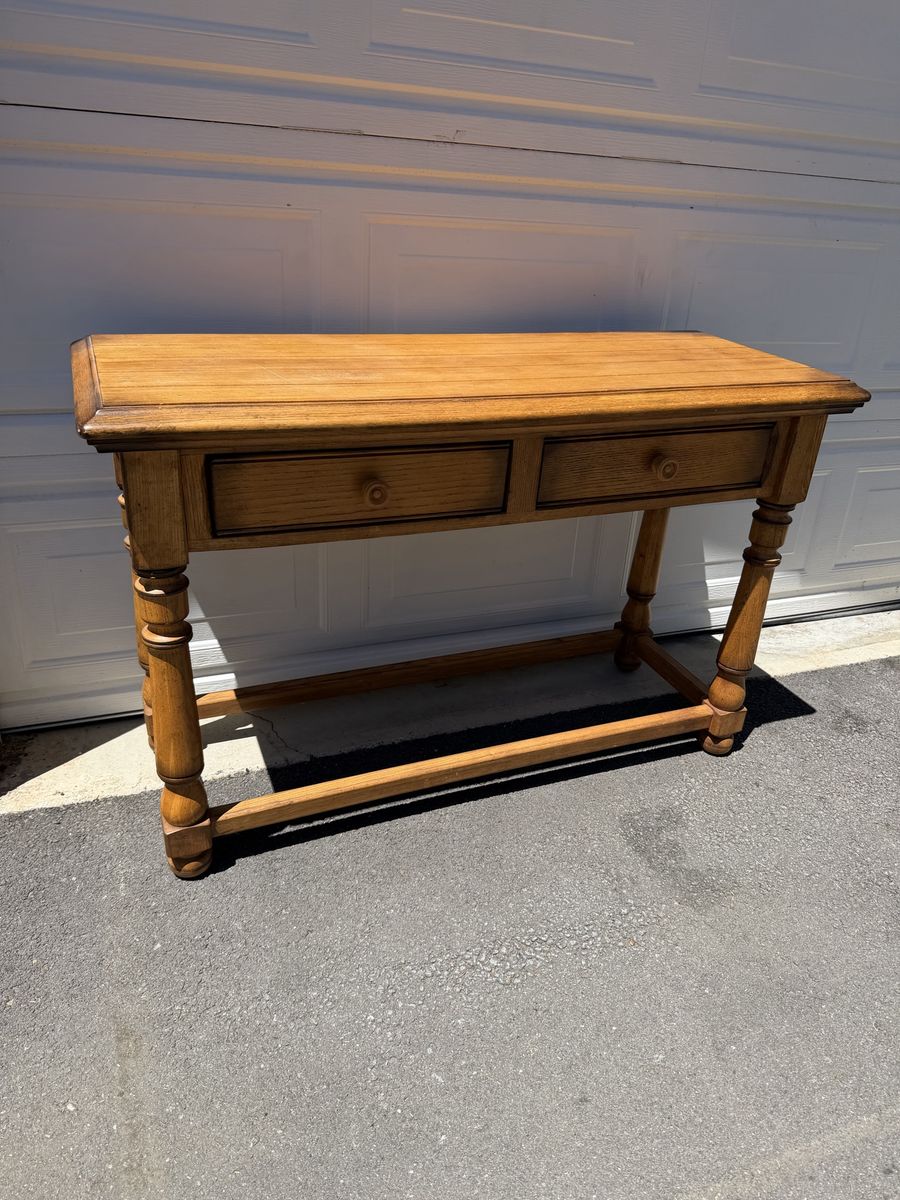 Solid Oak Sofa Table withy 2 Drawers