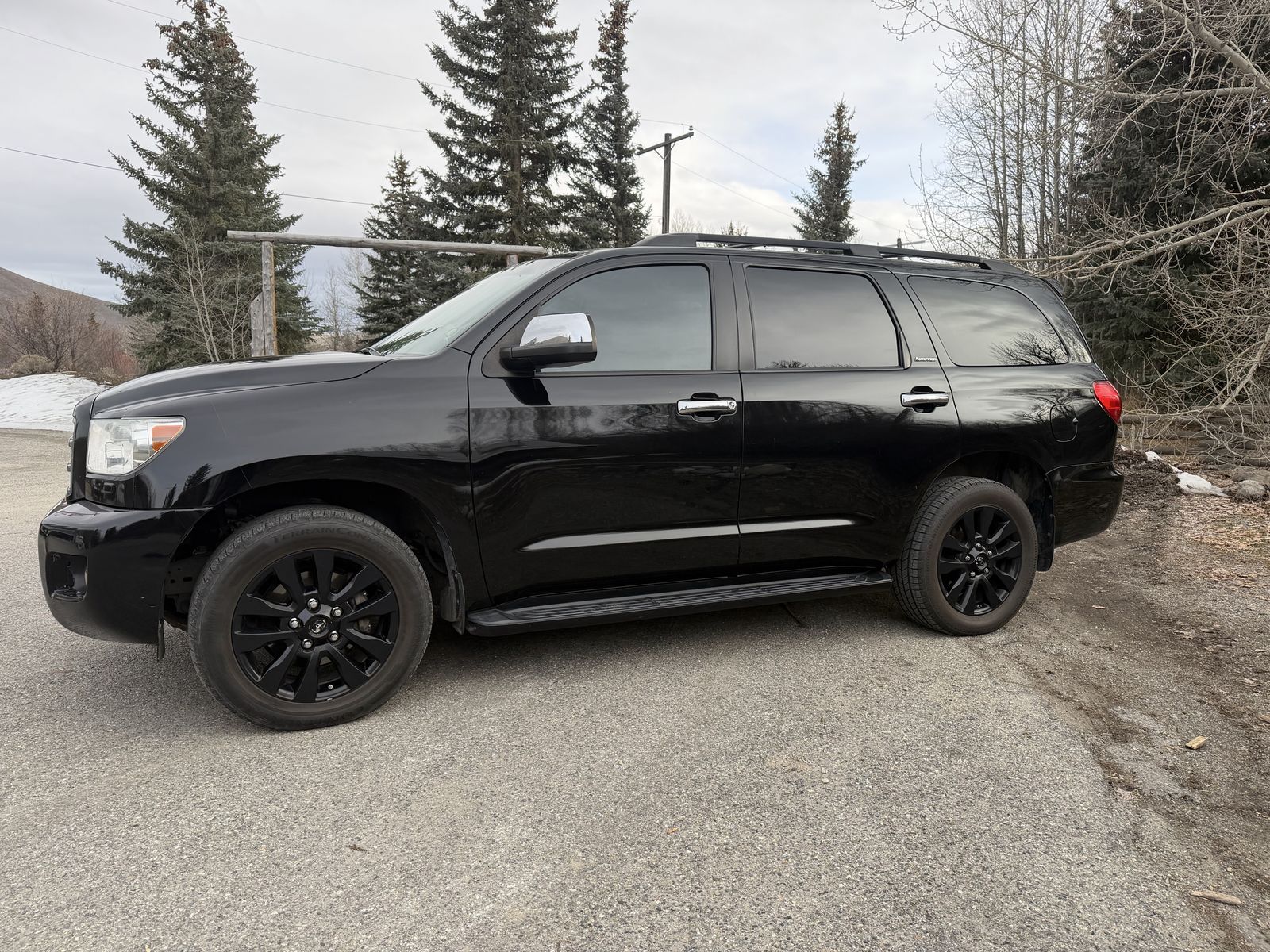 2010 TOYOTA SEQUOIA Limited