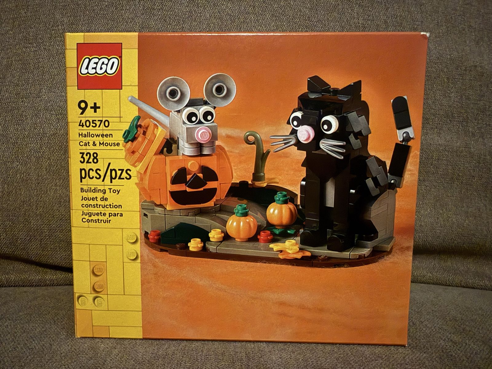LEGO Seasonal Halloween Cat & Mouse Building Set (40570)