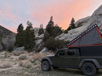 Harker Outdoors EXO Camper for Jeep Gladiator