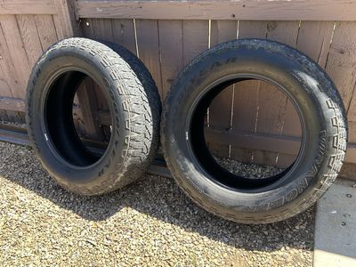 2 Goodyear Wrangler 275/65r20