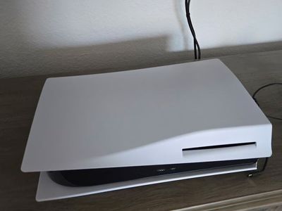Sony PlayStation 5 PS5 Disc Version Console - White, Excellent Condition