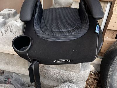 Graco Backless Booster Car Seat with Cup Holder