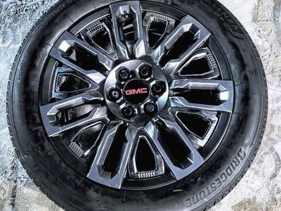 4 NEW GMC 22 inch take offs YUKON SIERRA 6 x 139.7