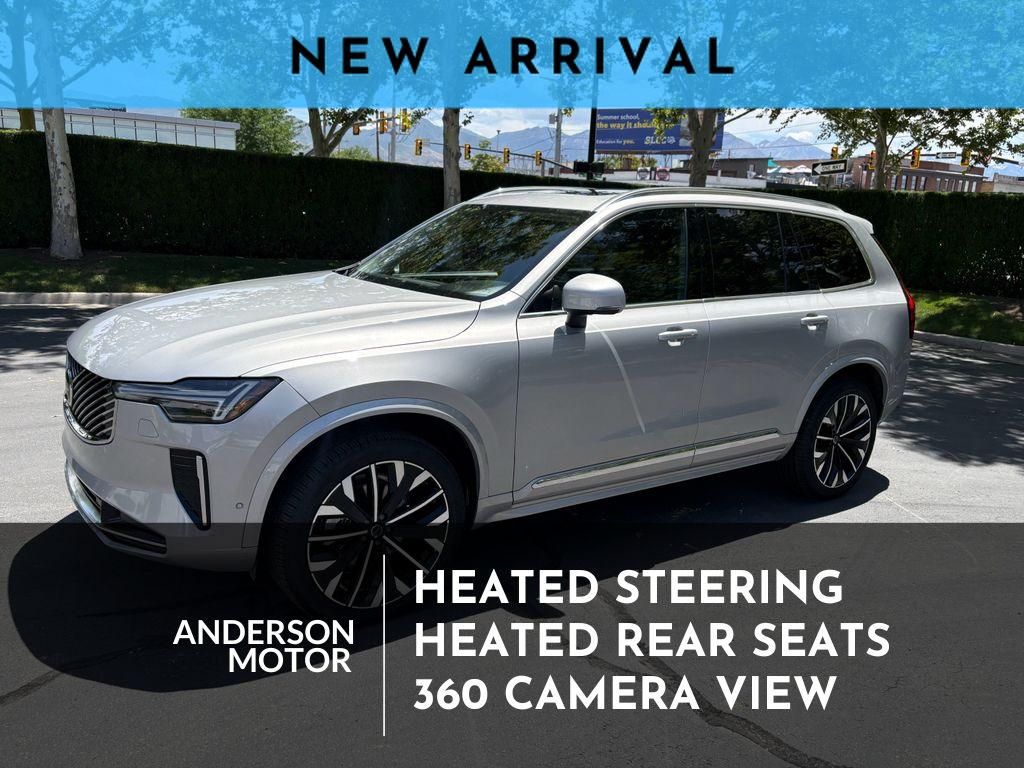 2025 Volvo XC90 B6 Plus Bright Theme 7P