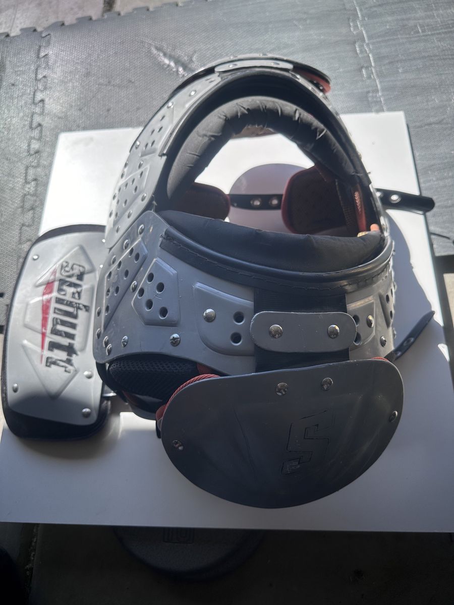 Main image 3