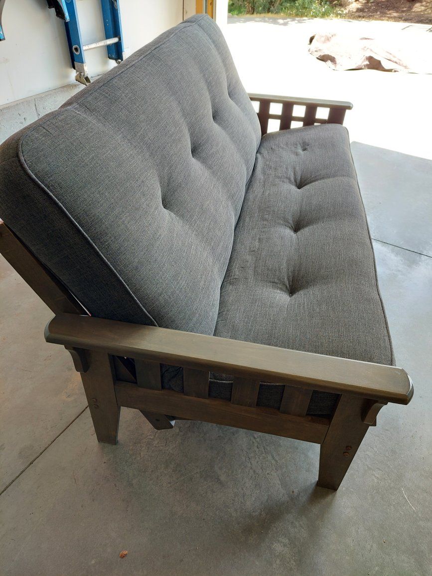 Main image 7