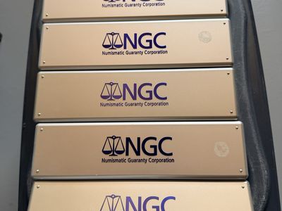 LOT of 6 Official Numismatic Guaranty Corporation heavy plastic storage containers for coins