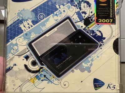 Samsung YP-K5JQB 2GB Imagine MP3 Player - Factory Sealed- small cut in plastic, not opened/ Brand New in Box (2006 Vintage Tech)