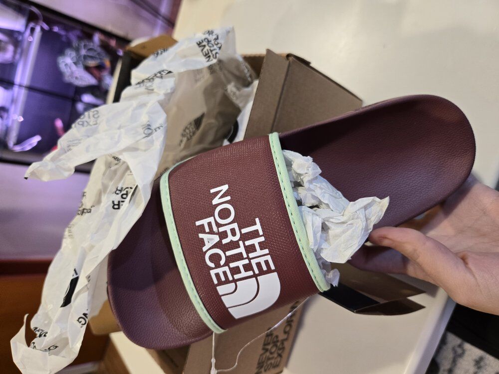 Brand New North Face Slides