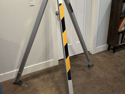 VEVOR Confined Space Rescue Tripod JC2600985 2600lb Adjustable