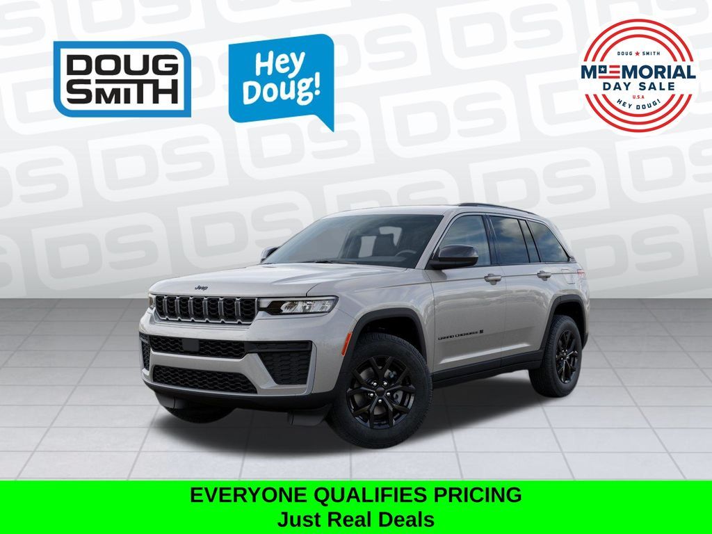 2026 Jeep Grand Cherokee Laredo Altitude