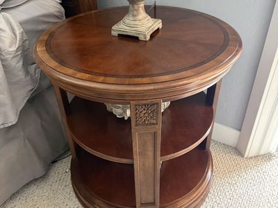 Ethan Allen Townhouse Library Side Table