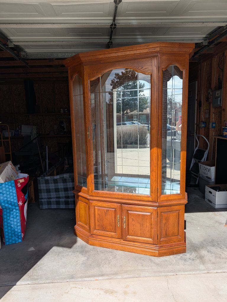 Large China/curio cabinet
