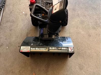 Yard Machines 5.5 HP 22" Gas Snowblower