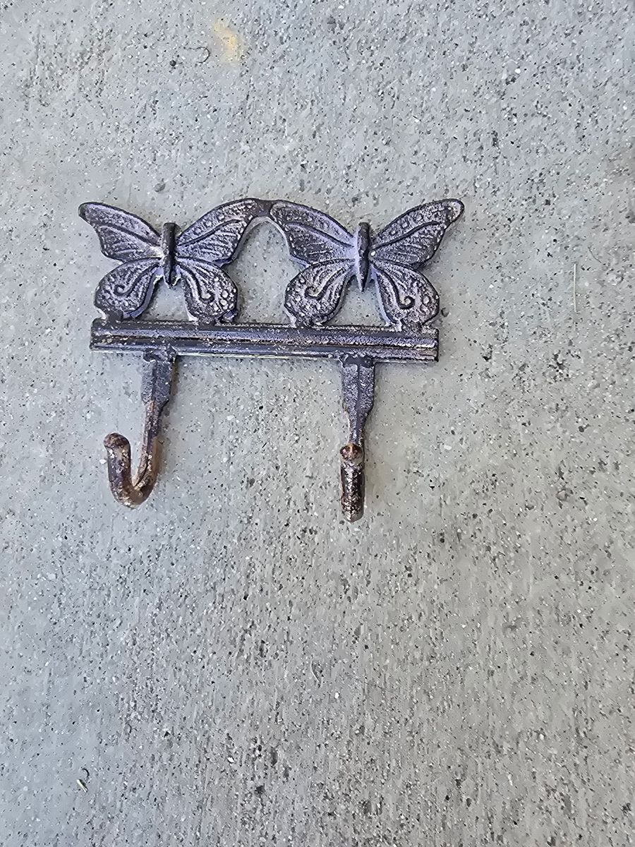 Vintage Cast Iron Butterfly Wall Hook – Heavy Duty Double Coat Key Hook Rack