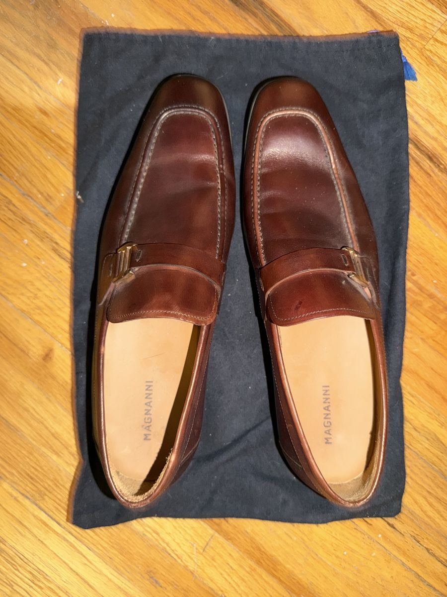 Magnanni Men's Brown Leather Loafers Size 9.5 Slip-On Dress Shoes with Buckle Detail