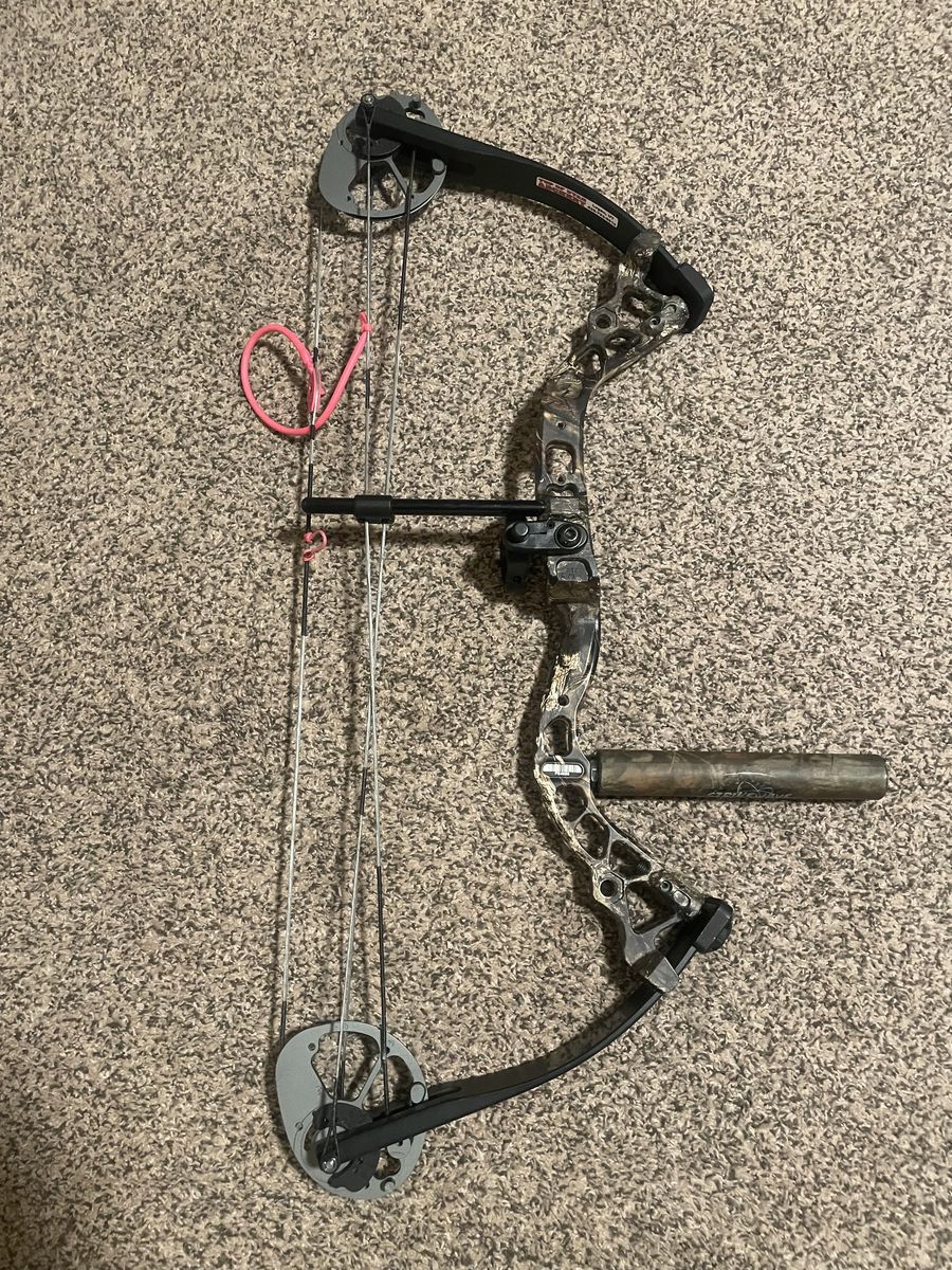Diamond Atomic Youth Bow