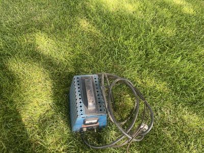 Vintage Sun Electric Battery Charger - Metal Housing with Amp Meter