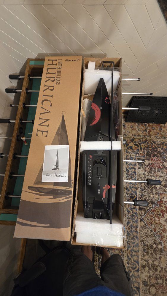 Race Hurricane 1-Meter Hull Class RC Racing Model Sailboat with Radio
