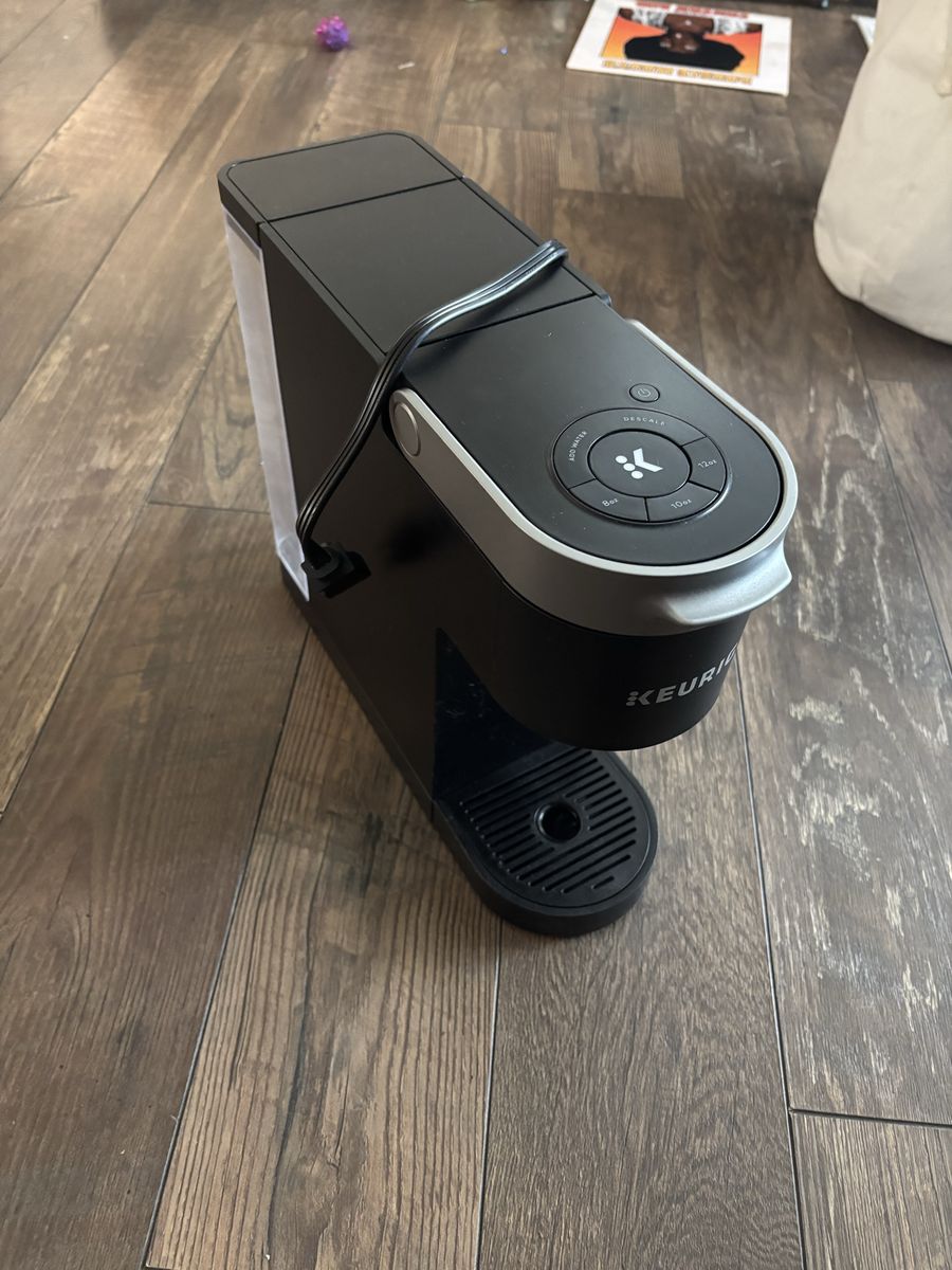 Keurig K-Slim Single Serve Coffee Maker Black/Silver