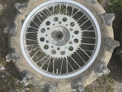 Skat Trak 12 Paddle Dirt With Wheel