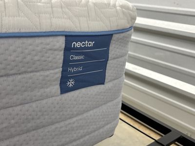 Nectar Classic, Hybrid, Excellent Condition, Cal King, Like New!