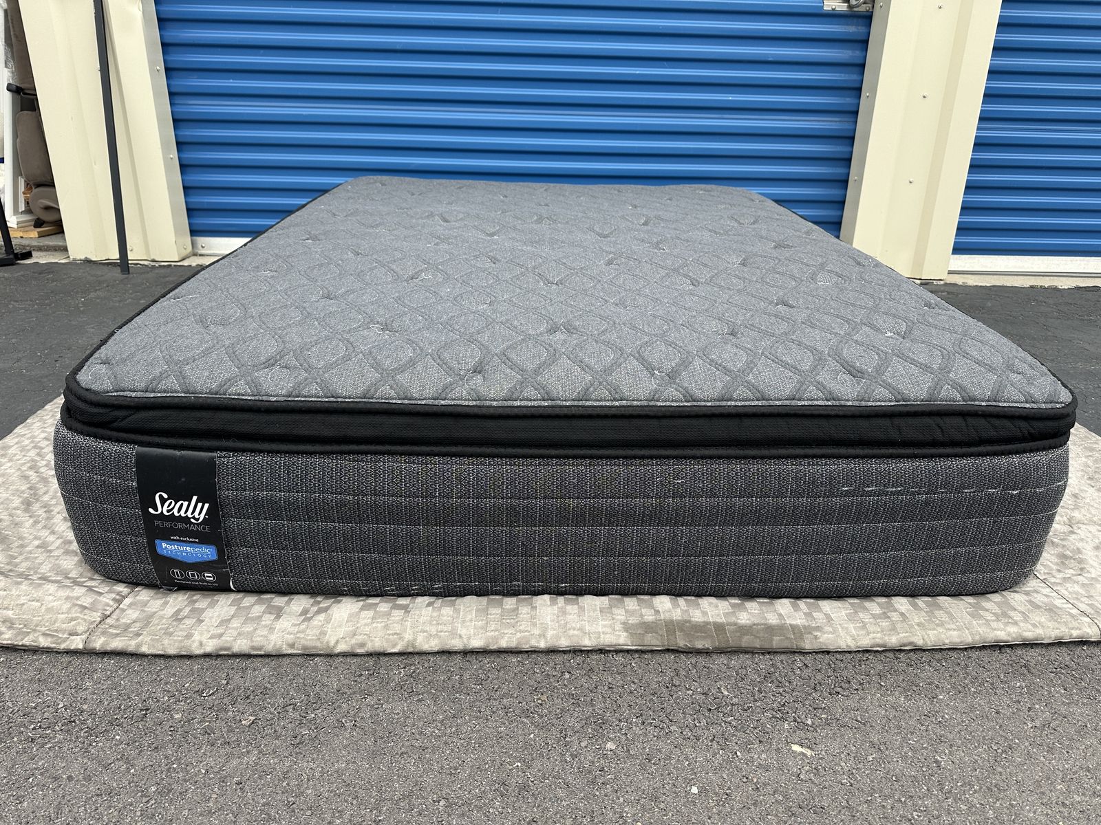 Queen Mattress Sealy Posturepedic