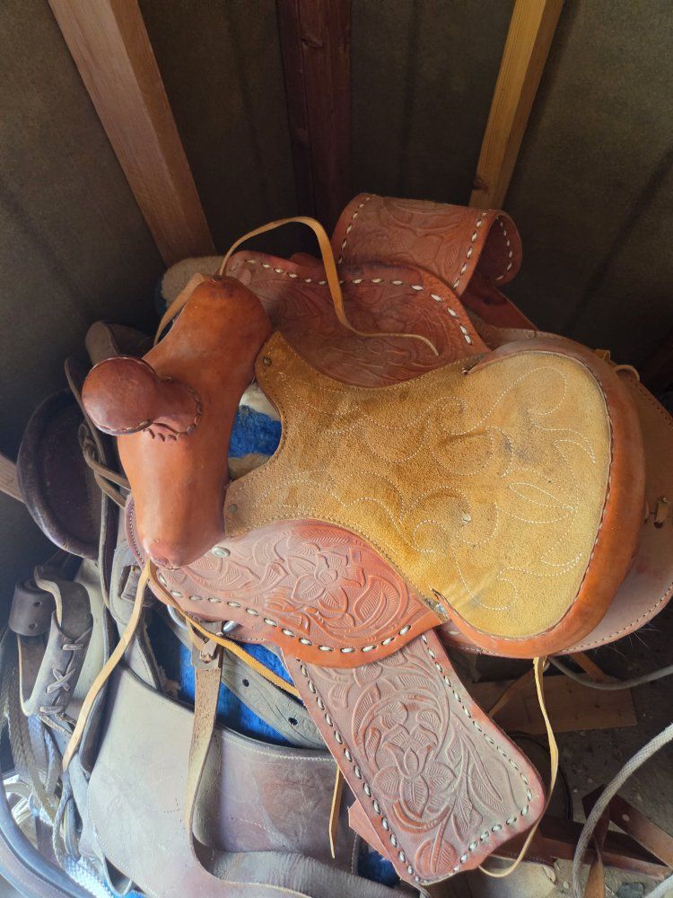 Used Western Leather Saddle with Floral Tooling