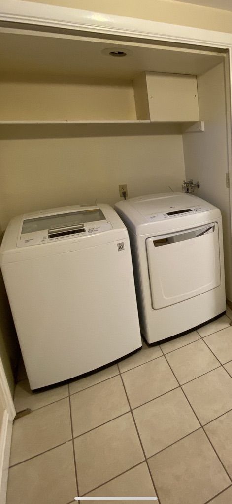LG Washing Machine And Dryer