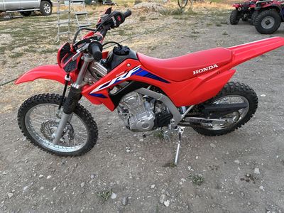 2023 Honda CRF125F Dirt Bike - Electric Start, Fuel Injected, Small Wheels