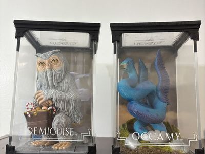 FREE Fantastic Beasts figures (Occamy and Demiguise)
