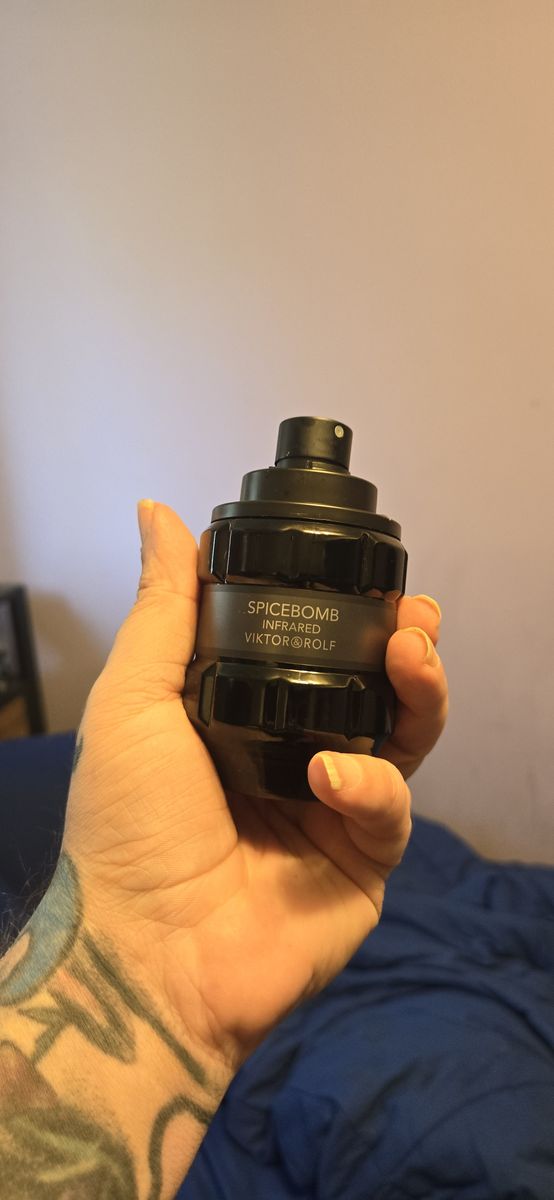 Victor & Rolf spice bomb infared cologne