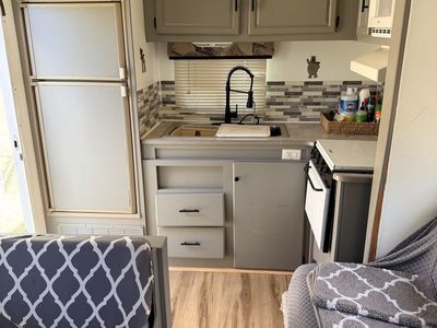 2002 Terry Lite 28’ Travel Trailer – Sleeps 4–6 – Updated Interior – Everything Works