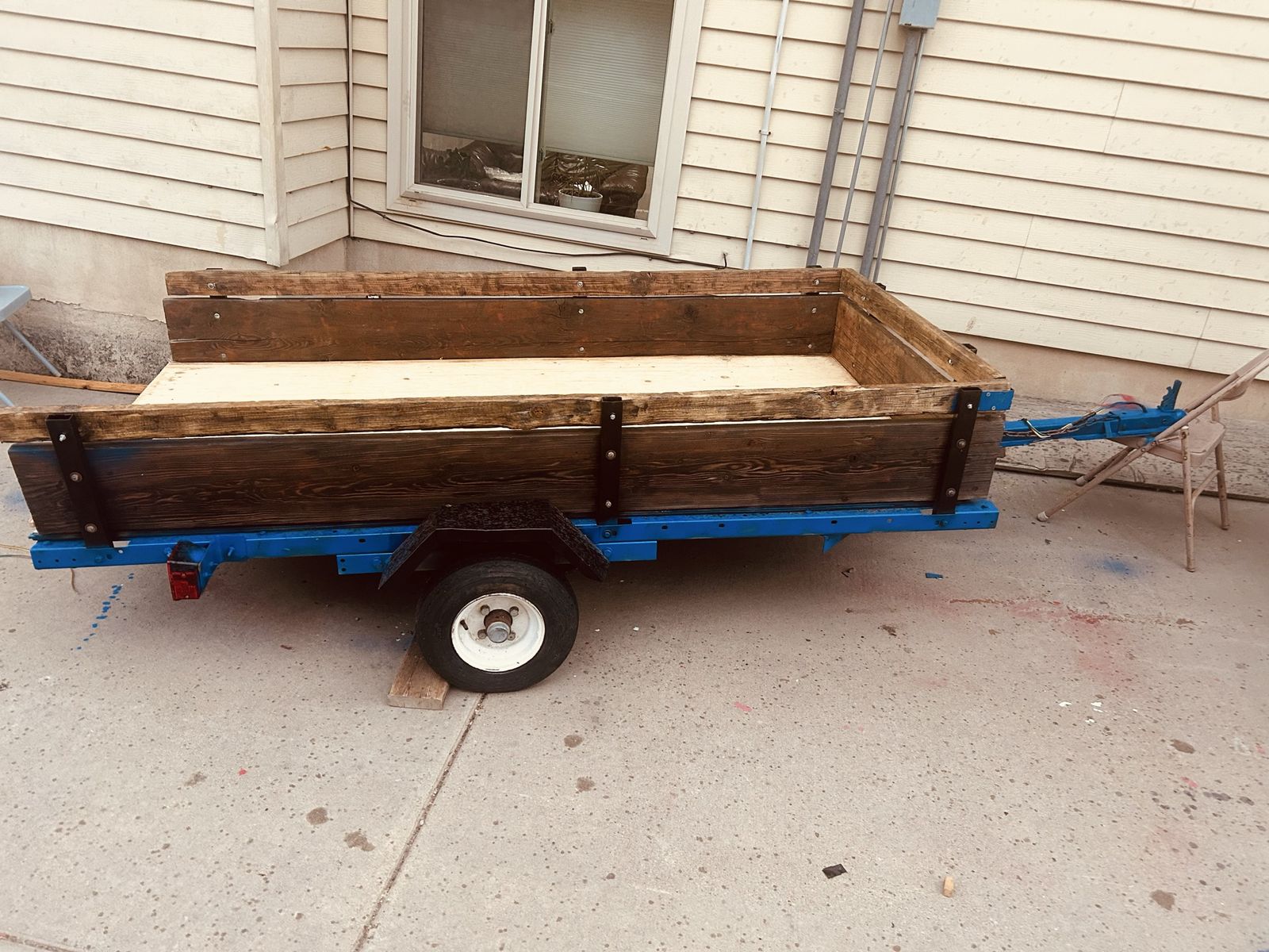 Utility trailer