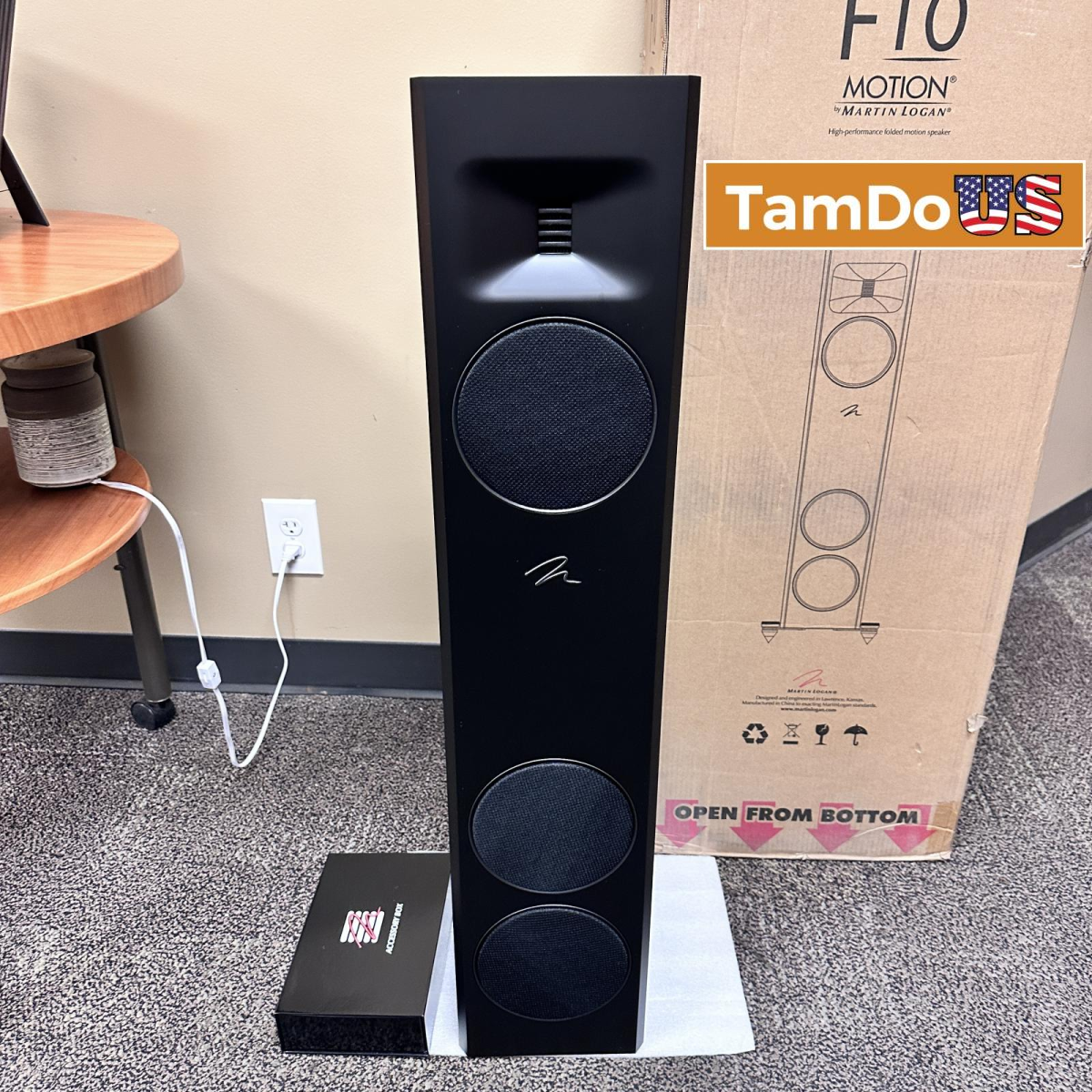 MartinLogan Motion F10 3-Way Floorstanding Speaker Dual 5.5” Woofers Gloss Black