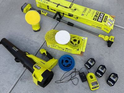 Ryobi 18V ONE+ Bundle – Brushless Blower + Scrubbers + 3 Batteries & Charger – Like New