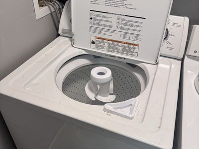 Whirlpool Super Capacity Plus WTW5790SQ0 Top-Load Washing Machine, White
