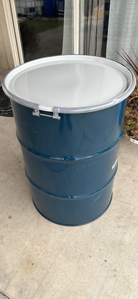 55 Gallons Metal Barrels