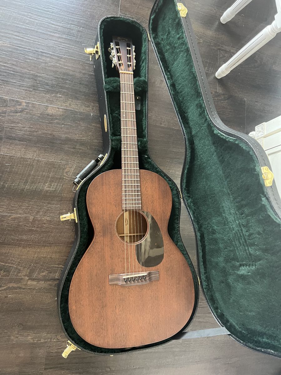 Premium C.F. Martin 000-15SM 12-Fret Acoustic Guitar with Hard Case & Strap (Basically Brand New) Price