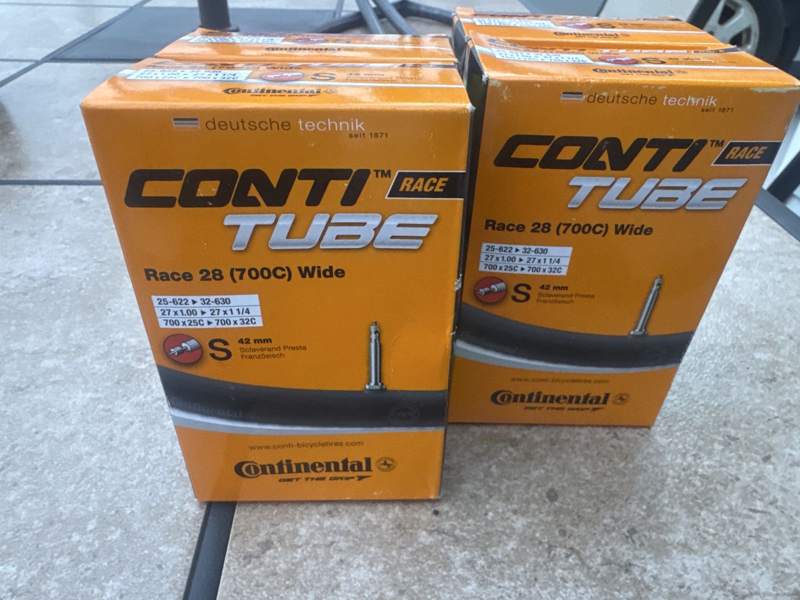Continental Conti Race 28 (700C) Wide Inner Tubes - 42mm Presta Valve (Pair)
