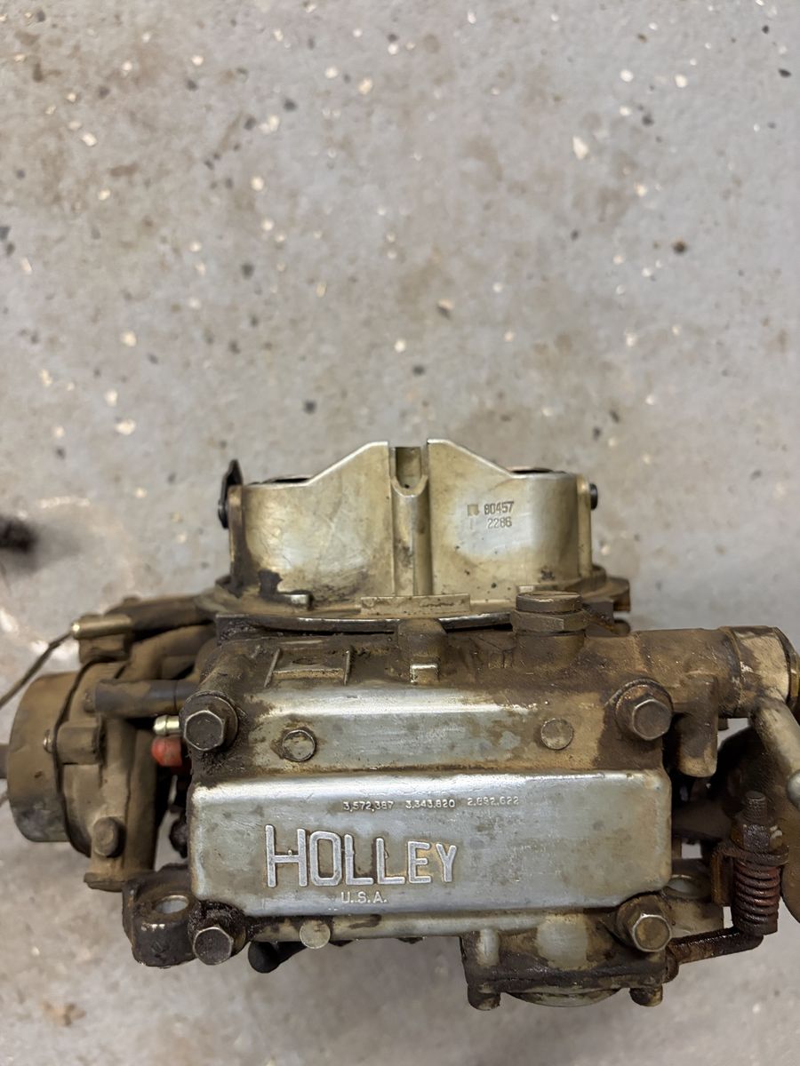 Holley 80457 600 CFM 4-Barrel Carburetor – Electric Choke