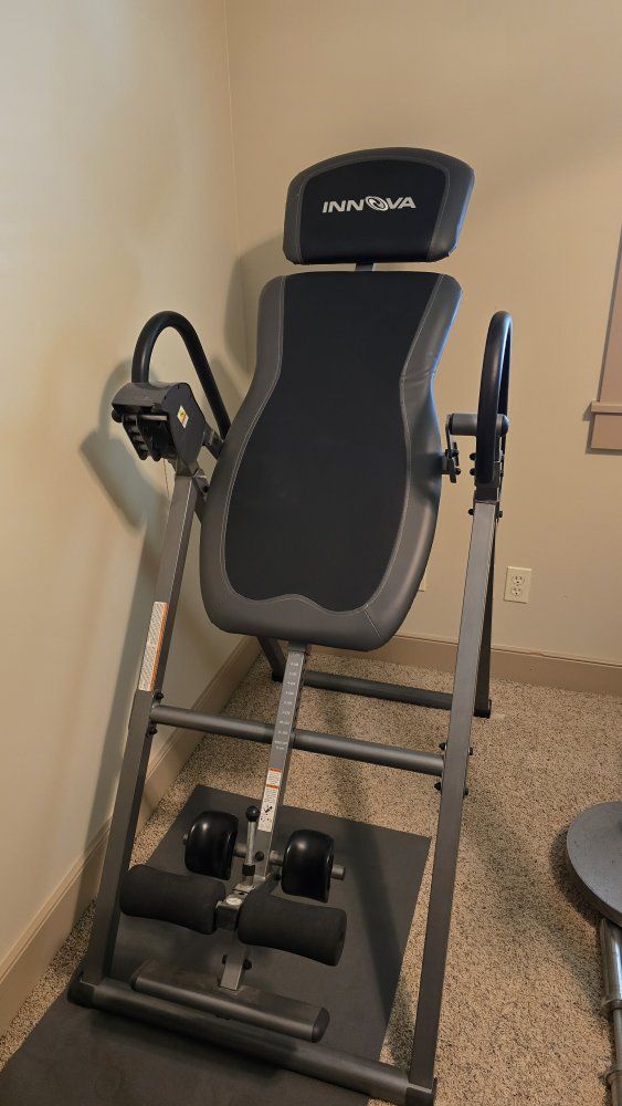 Innova Inversion Table