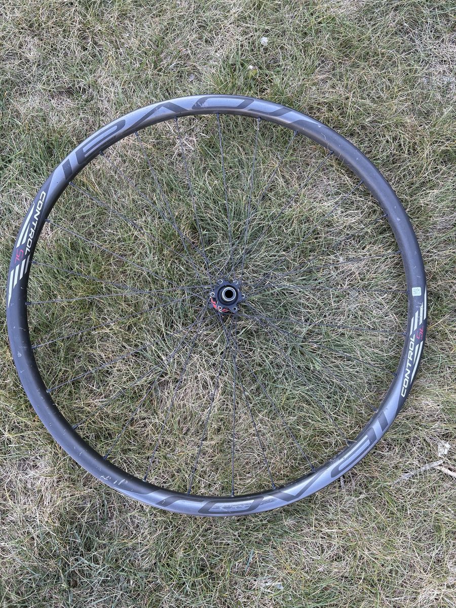 Carbon wheel - 29” Roval control SL XD boost