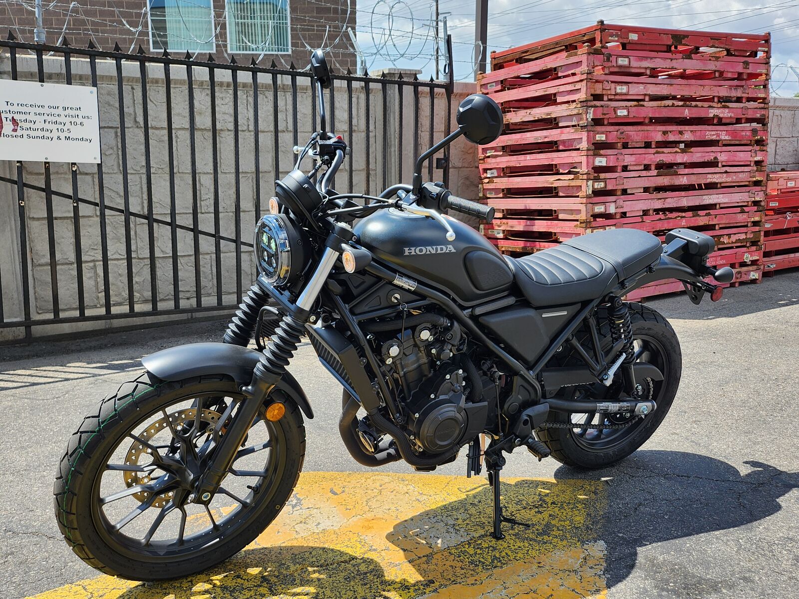 2025 Honda SCL500 Scrambler