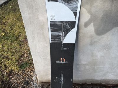 Burton Flight Attendant Snowboard 159cm Black and White All-Mountain