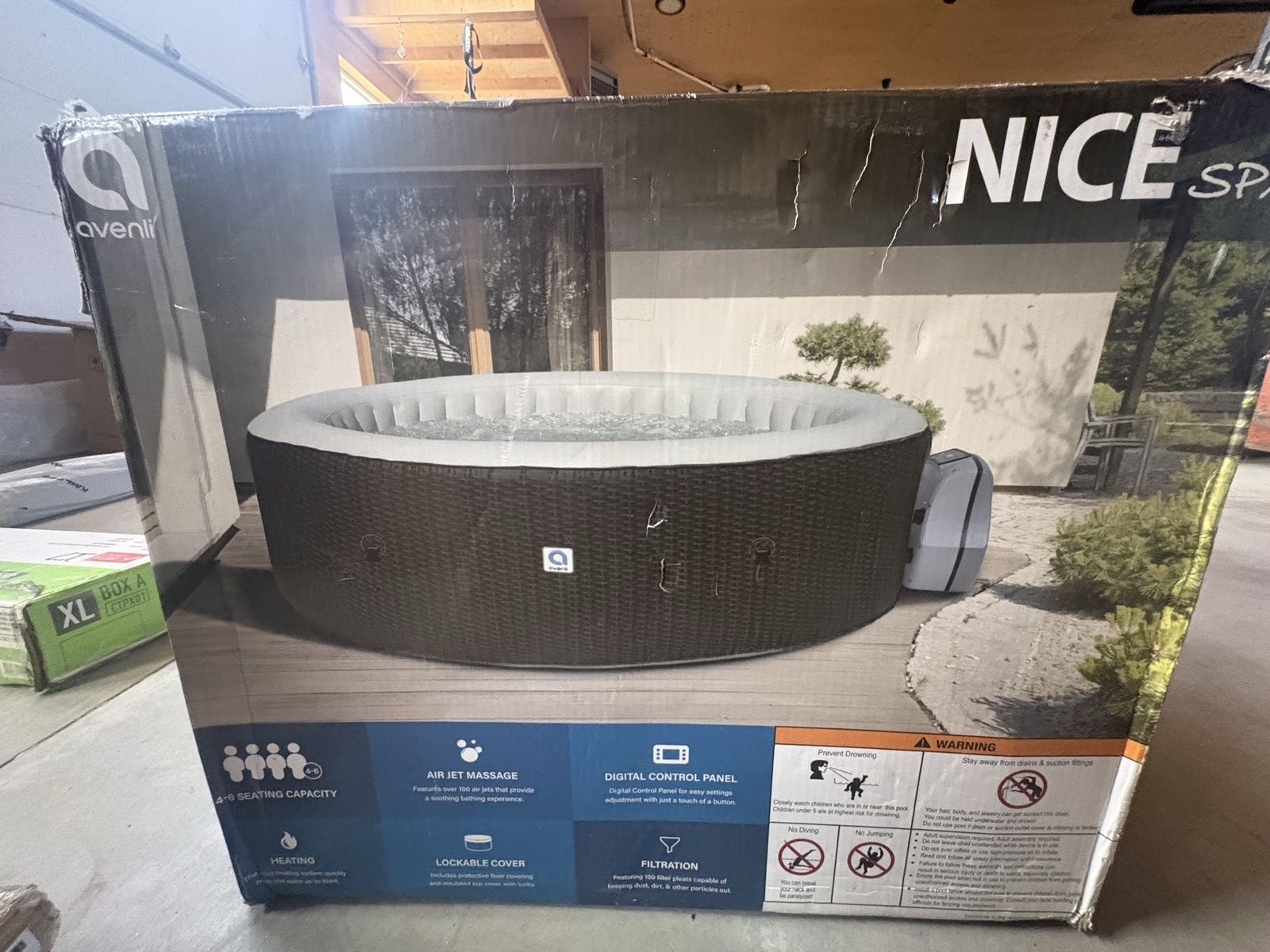 NEW Avenli Nice Spa 4-6 Person Inflatable Hot Tub - 140 Jets - Sealed