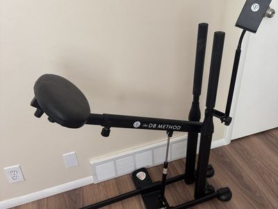 DB method squat machine